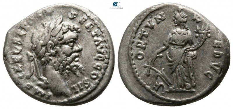 Septimius Severus AD 193-211. Emesa
Denarius AR

19mm., 3,32g.

IMP CAE L S...
