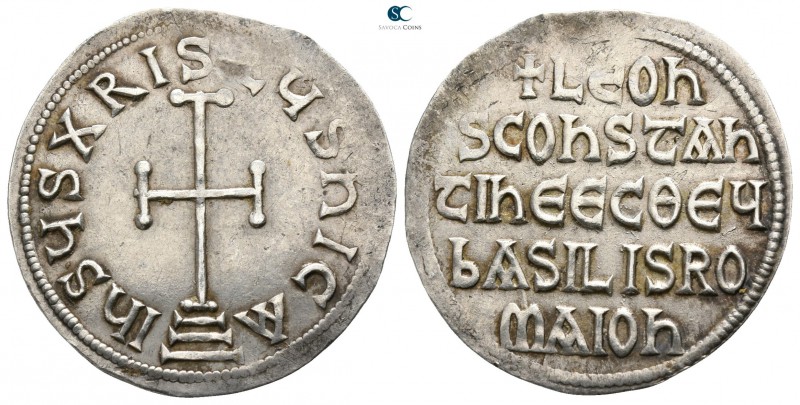Leo V and Constantine AD 813-820. Constantinople
Miliaresion AR

22mm., 2,19g...