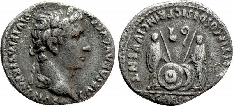 AUGUSTUS (27 BC-14 AD). Denarius. Lugdunum. 

Obv: CAESAR AVGVSTVS DIVI F PATE...