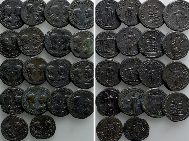 18 Roman Provincial Coins. 

Obv: .
Rev: .

. 

Condition: See picture.
...