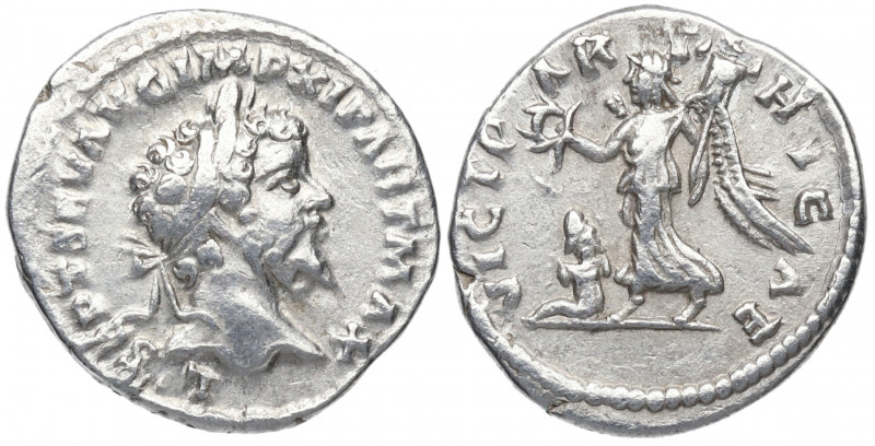 198 d.C. Septimio Severo. Roma. Denario. DS 4123 f. Ag. 2,91 g. VICT PARTHICAE. ...