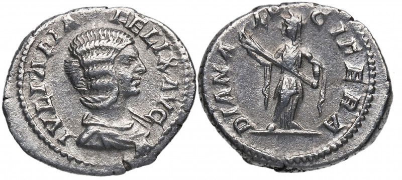 214 d.C. Julia Domna. Roma. Denario. DS 4254. Ag. 3,15 g. DIANA LVCIFERA. Diana ...