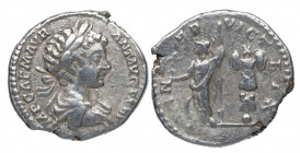 198 d.C. Caracalla. Roma. Denario. DS 4419 b.1. Ag. 3,25 g. MINER VICTRIX. Minerva a izq trofeo detrás. MBC+. Est.60.