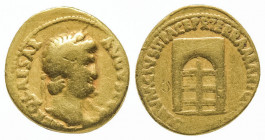Néron
Auréus (6,99 g). R/ Le temple de Janus, portes fermées. Frappe de Rome, 64-68.
Ref : C 114, Cal 409.
TB