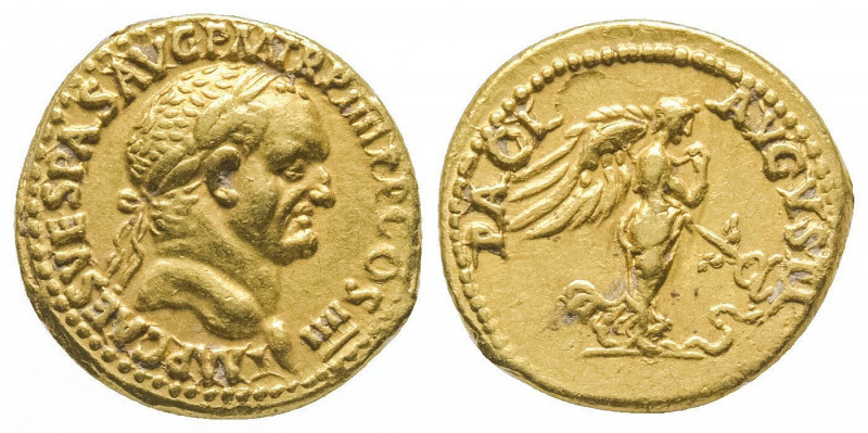 Vespasien. Auréus (7,35 g).
R/ Némésis tenant un caducée et marchant à droite ; ...