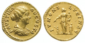 Faustine Jeune (147-176).
Auréus (7,27 g) au buste drapé de l’impératrice.
R/ Junon tenant un enfant dans ses bras, avec deux autres à ses pieds, en...