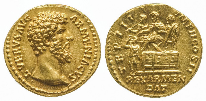 Lucius Verus
Auréus (7,29 g) au buste nu de l’empereur.
R/ L’empereur assis sur ...