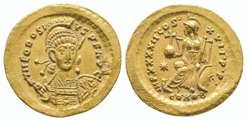 Théodose II (402-450). Solidus (4,46 g) de Constantinople au buste de face de l’...