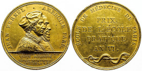 France, MEDECINE. Médaille de bronze doré (60 mm), prix de l’école pratique de médecine de Paris pour l’an VI aux bustes accolés de Jean Fernel et Amb...