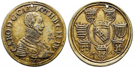 Charles III (1545-1608).
Médaille en argent doré (35,5 mm) au poids d’un demi thaler (14 g) et au type du thaler (Robert 1455 ou Teitgen 1144) de 1569...
