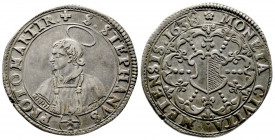 Cité impériale de Metz. Demi thaler au buste de Saint Etienne et à l’écu de la ville échancré, daté 1638 (14,35 g.). Première année de frappe pour ce ...