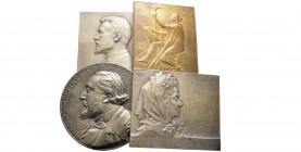 CHAPLAIN. Réunion de 9 plaquettes (dont 5 en argent) et 4 médailles dont 2 grands modules en argent ( Alfred Cornu et Léon Gambetta).
Les 13, la plupa...
