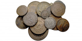 DIVERS. Grand VRAC de monnaies, médailles et divers ( environ 2,3 kg).