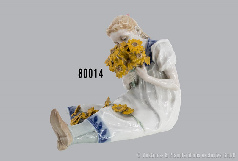 Porzellan Hentschel Kind, "sitzendes Kind mit Blumenstrauß", Meissen, 1. Wahl, M...