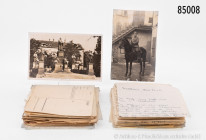 Kleiner Nachlass einer Familie aus Mannheim, dabei ca. 60 Fotos und Postkarten, auch militärische Themen und Motive aus der Zeit ca. 1900-1950, dazu c...