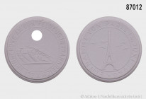 Drittes Reich, Porzellanmedaille 1940, Meissen, Erinnerung an den Feldzug in Frankreich und die Einnahme von Paris, 48 mm, vorzüglich