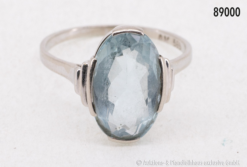 Ring, 585er Weißgold, mit hellblauem Stein, Ringgröße 55, 3,11 g, guter Zustand ...