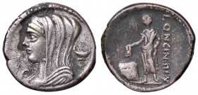 ROMANE REPUBBLICANE - CASSIA - L. Cassius Longinus (63 a.C.) - Denario - Testa di Vesta a s., dietro il simpulum /R Cittadino nell'atto di votare B. 1...