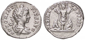 ROMANE IMPERIALI - Caracalla (198-217) - Denario - Busto giovanile laureato e drappeggiato a d. /R Trofeo tra due prigionieri seduti di spalle (AG g. ...