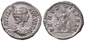 ROMANE IMPERIALI - Plautilla (moglie di Caracalla) - Denario - Busto drappeggiato a d. /R Venere stante a s. con mela e palma si appoggia a uno scudo,...