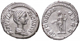 ROMANE IMPERIALI - Plautilla (moglie di Caracalla) - Denario - Busto a d. /R La Concordia stante a s. con scettro e patera C. 1; RIC 363a (AG g. 3,35)...