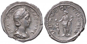 ROMANE IMPERIALI - Giulia Mamea (madre di A. Severo) - Denario - Busto diademato a d. /R Venere stante a s. con mela e scettro; ai suoi piedi a s. Cup...