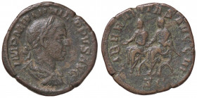 ROMANE IMPERIALI - Filippo II (247-249) - Sesterzio - Busto laureato a d. /R Filippo padre e figlio seduti a s. su sedia curule C. 18 (10 Fr.); RIC 26...