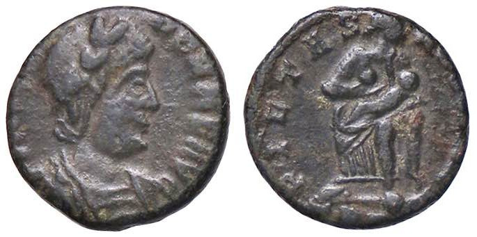 ROMANE IMPERIALI - Teodora - AE 4 - Busto a d. /R La Pietà stante di fronte con ...
