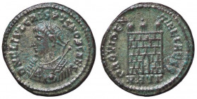 ROMANE IMPERIALI - Crispo (317-326) - Follis ridotto (Heraclea) - Busto laureato e corazzato a s. /R Porta da campo senza battenti sormontata da due t...