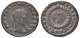 ROMANE IMPERIALI - Costantino II (337-340) - Follis ridotto (Siscia) - Testa laureata a d. /R Corona inscritta C. 38 (AE g. 3,31)
 
bello SPL