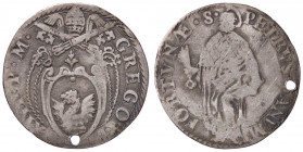 ZECCHE ITALIANE - FANO - Gregorio XIII (1572-1585) - Giulio Munt. 392; MIR 1266/2 R (AG g. 2,51) Foro
 Foro
MB