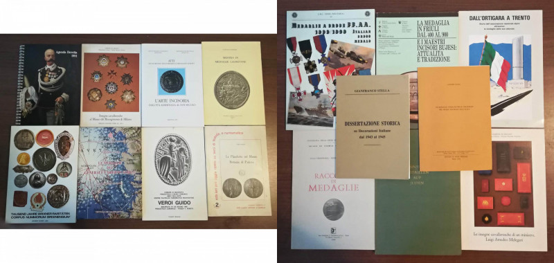 BIBLIOGRAFIA NUMISMATICA - LIBRI Insieme di 15 cataloghi/opuscoli sulla medaglis...