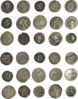 REPÚBLICA ROMANA. Lote de 15 monedas: victoriatos (3), denarios (10) y quinarios (2). De MC a BC+.