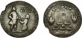 MONEDAS EXTRANJERAS. GRAN BRETAÑA. Medalla Vernon. Toma de Portobello. 1739. "Don Blass" arrodillado. AE 27,5 mm. Falta fragmento. BC+.
