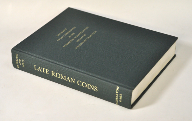 LIBROS. P. Grierson y M. Mays. Catalogue of Late Roman Coins in the Dumbarton Oa...