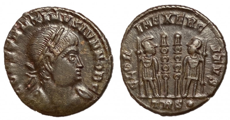 Constantine II, as Caesar, 337 - 340 AD
AE Follis, Treveri Mint, 17mm, 2.14 gra...