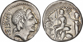 Caecilia
Denario. 96 a.C. CAECILIA. L. Caecilius Metellus. Anv.: Cabeza laureada de Apolo a derecha, entre L. METEL y A. ALB. S. F, debajo el cuello ...