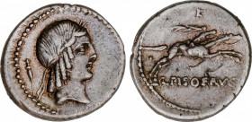 Calpurnia
Denario. 90-89 a.C. CALPURNIA. L. Calpurnius Piso Frugi. Anv.: Cabeza de Apolo a derecha, detrás puñal. Rev.: L. PISO FRVGI. Encima del jin...