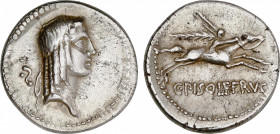 Calpurnia
Denario. 64 a.C. CALPURNIA. C. Calpurnius Piso Frugi. Anv.: Cabeza de Apolo a derecha, detrás: punto / S invertida. Rev.: Jinete con palma ...