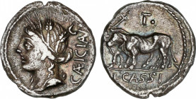 Cassia
Denario. 102 a.C. CASSIA. L. Cassius Caecianus. Anv.: Cabeza laureada de Ceres a izquierda, detrás C y leyenda: CAECIAN. Rev.: Dos bueyes a iz...