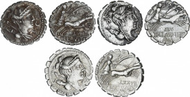 Claudia
Lote 3 monedas Denario. 75 a.C. CLAUDIA. Ti. Claudius Nero. AR. Todas con reverso: Victoria en biga a derecha, en exergo TI. CLAVD. TI.F./ AP...