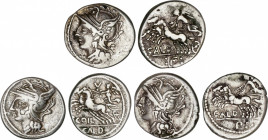 Coelia o Coilia
Lote 3 monedas Denario. 104 a.C. COELIA o COILIA. C. Coelius Caldus. AR. Una tipo reverso Victoria en biga a izquierda, encima V con ...