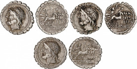 Cornelia
Lote 3 monedas Denario. 106 a.C. CORNELIA. L. Cornelius Scipio Asiagenus. AR. Todas tipo reverso: Júpiter en cuadriga a derecha con cetro y ...