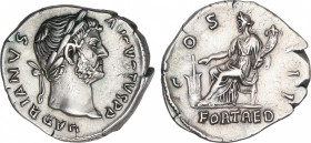 Hadrianus (117-138 AD)
Denario. Acuñada el 125-132 d.C. ADRIANO. Anv.: HADRIANVS AVGVSTVS P. P. Busto laureado de Adriano a derecha. Rev.: FORT. RED....