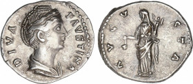 Faustina the Elder (105-141 AD)
Denario. Acuñada el 141 d.C. FAUSTINA MADRE. Anv.: DIVA FAVSTINA. Busto drapeado de Faustina a derecha. Rev.: AVGVSTA...