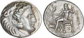 Tetradracma. 328-320 a.C. FILIPO III. ARADUS. Procedente de la colección Scipio. Anv.: Cabeza de Hércules con piel de león a derecha. Rev.: Zeus entro...
