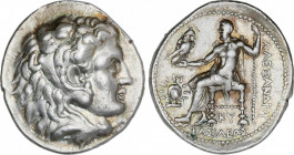 Tetradracma. 336-323 a.C. ALEJANDRO III. BABILONIA. MACEDONIA. Procedente de la colección Scipio. Anv.: Cabeza de Hércules con piel de león a derecha....