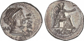 Republic
Denario. 47-46 a.C. PORCIA. M. Porcius Cato. ÁFRICA. Anv.: Cabeza de la Libertad a derecha entre ROMA y M. CATO. PRO. PR. Rev.: Victoria sen...