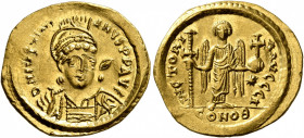 Justinian I, 527-565. Solidus (Gold, 21 mm, 4.35 g, 7 h), Constantinopolis, 527-538. D N IVSTINIANVS P P AVG Helmeted, diademed and cuirassed bust of ...