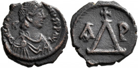 Justinian I, 527-565. 4 Nummi (Bronze, 15 mm, 1.87 g, 6 h), Thessalonica, circa 527-538. D N IVS[TINIA]NVS P P AVG Diademed, draped, and cuirassed bus...